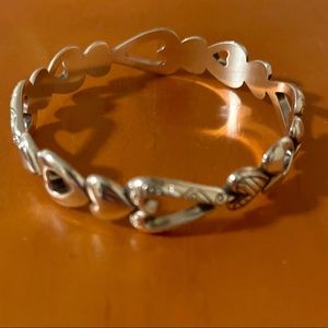 Classic Brighton Heart Bangle Bracelet